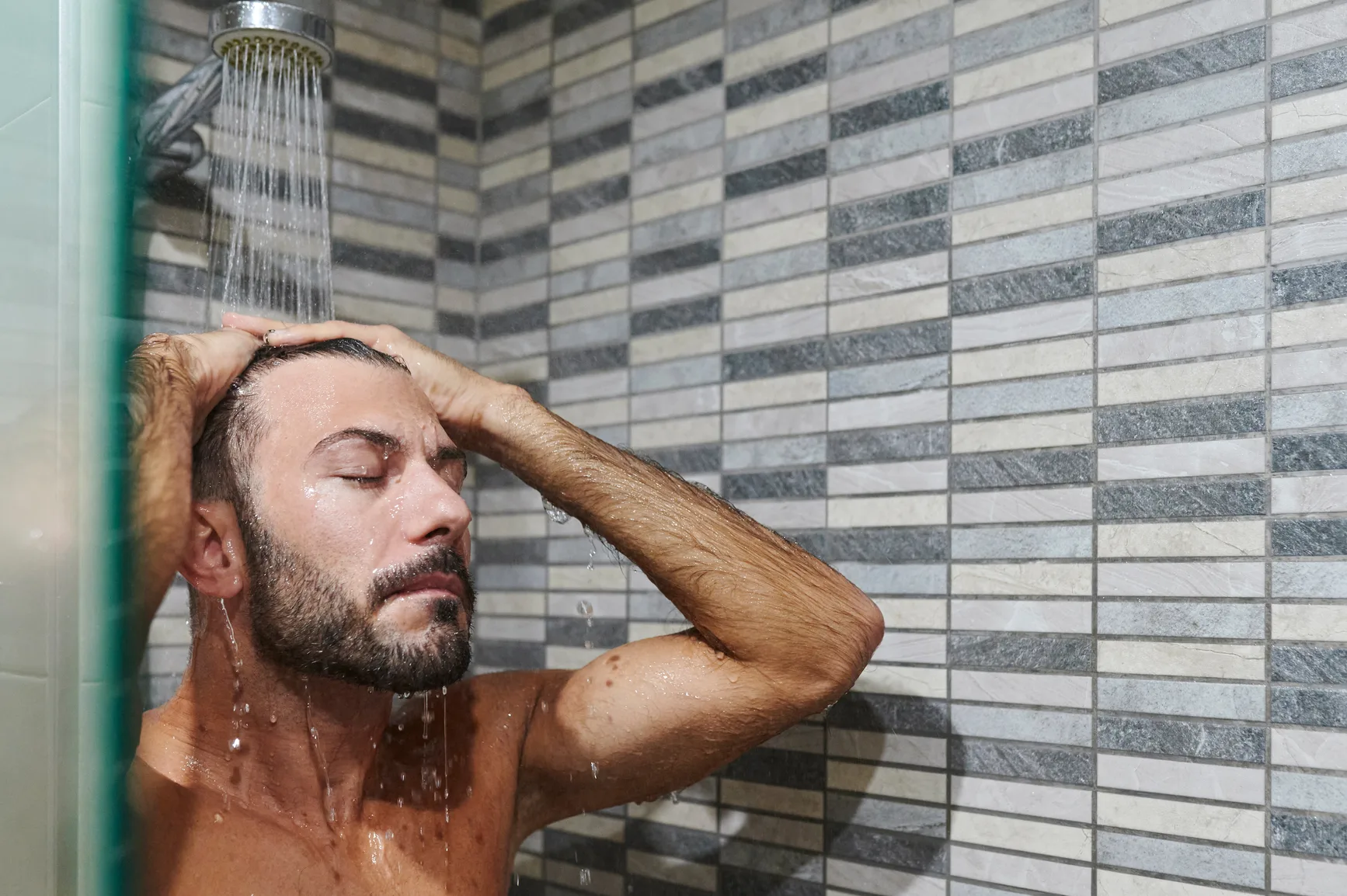 Does Minoxidil Shampoo Work for Hair Loss?